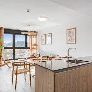 stay-u-nique-apartments-martiricos.hotelsinnerja.org/